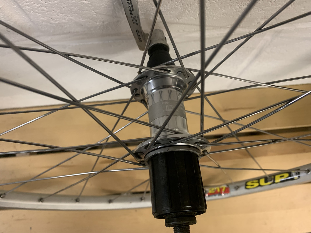 EDD574C6-AF8A-4F77-905D-33938E014320