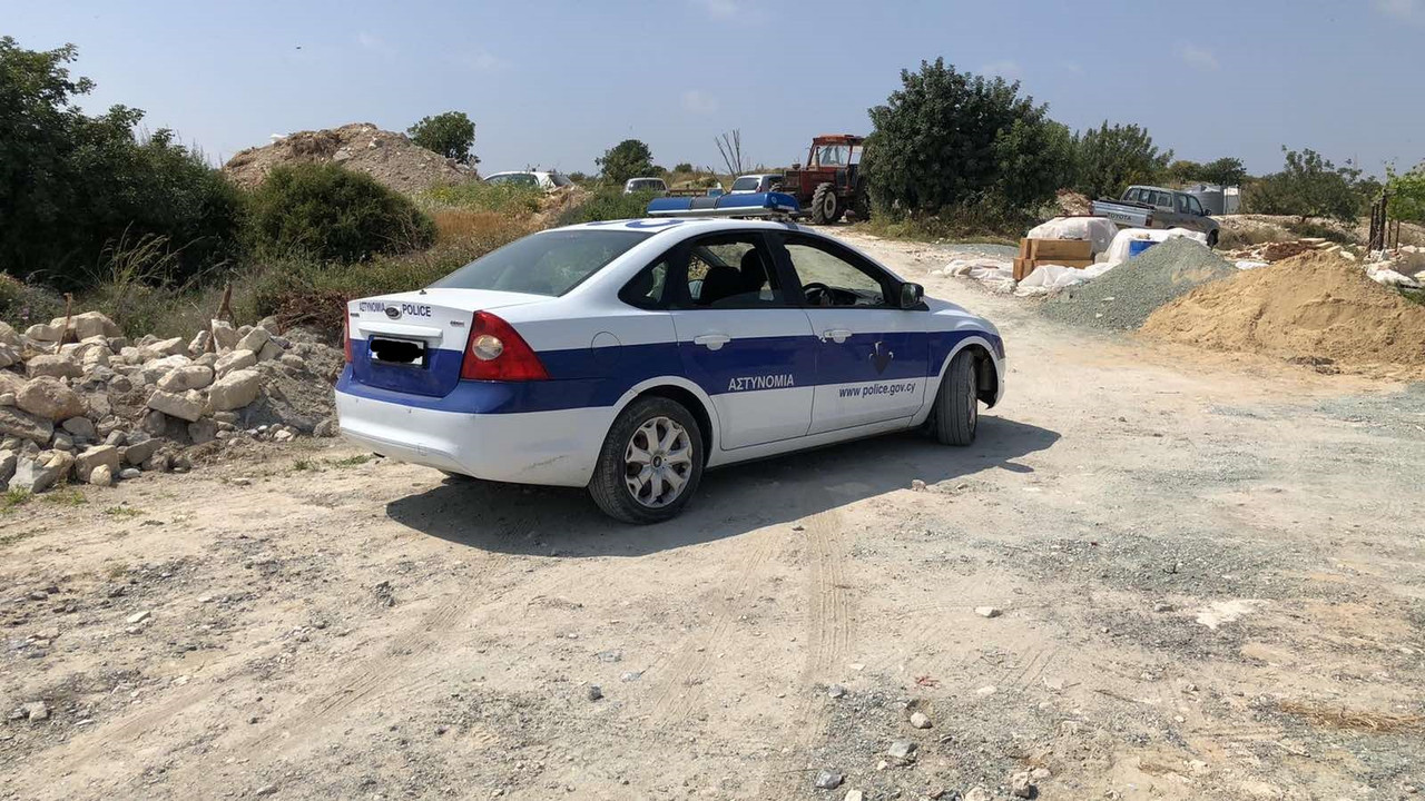μονη 2.