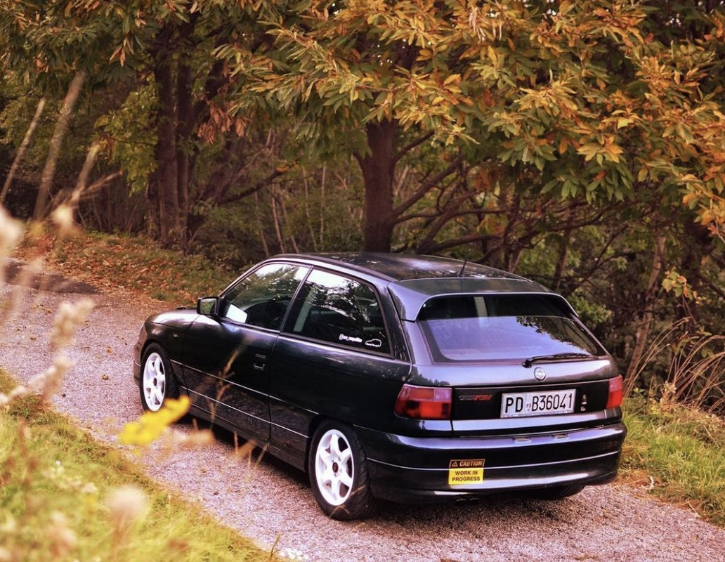 5C66F830-9FBD-4054-B30A-FBEF78915076