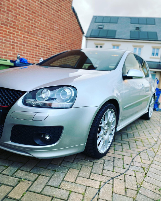 4BADED7E-A4FD-4C8F-B194-6656420F7389