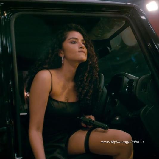 65-Anupama-Parameswaran-as-Lilly-Joseph-in-the-movie-Tillu-Square-2024