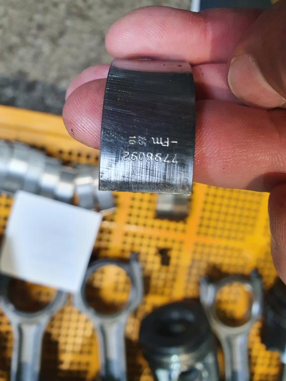 Вкладыш шатунный