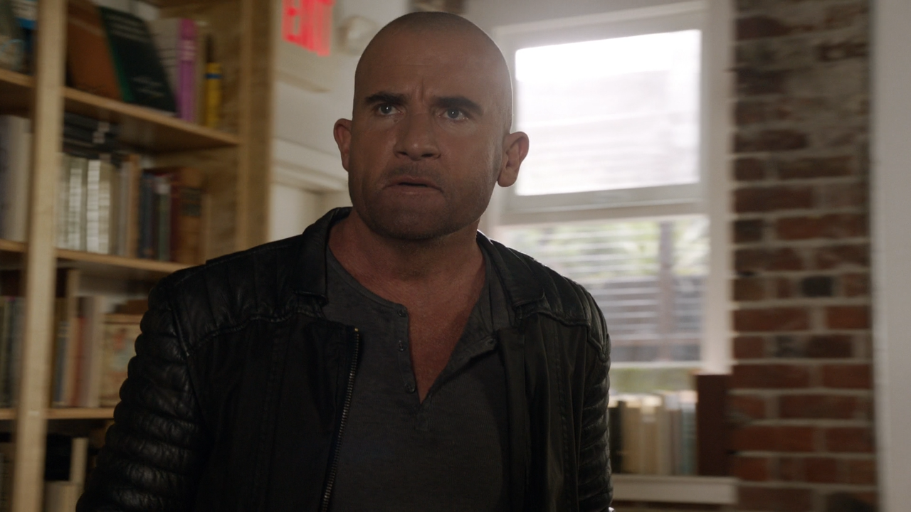 Legends.of.Tomorrow.S05E01.Crisis.on.Infinite.Earths.Part.5.1080p.Amazon.WEB-DL.DD 5.1.H.264-QOQ.mkv