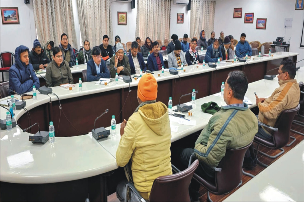 दलहनी फसलों में किसान स्प्रिंकलर के माध्यम से करें सिंचाई ताकि फसल को पाला से बचाया जा सके:- डीडी कृषि 