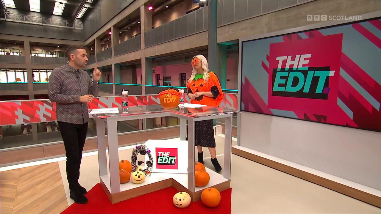 10.30 - 19.15.00 - The Edit  ᴺᵉʷ. S02E14 Entertainment news and chat ....ts_snapshot_11.27_[2021.10.