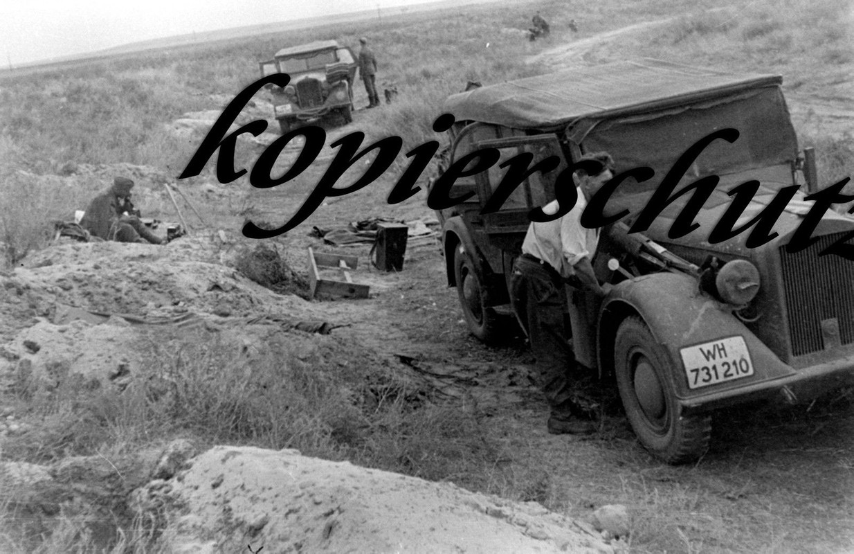 Rußland Stalingrad Artillerie Rgt.Kfz,Horch in F