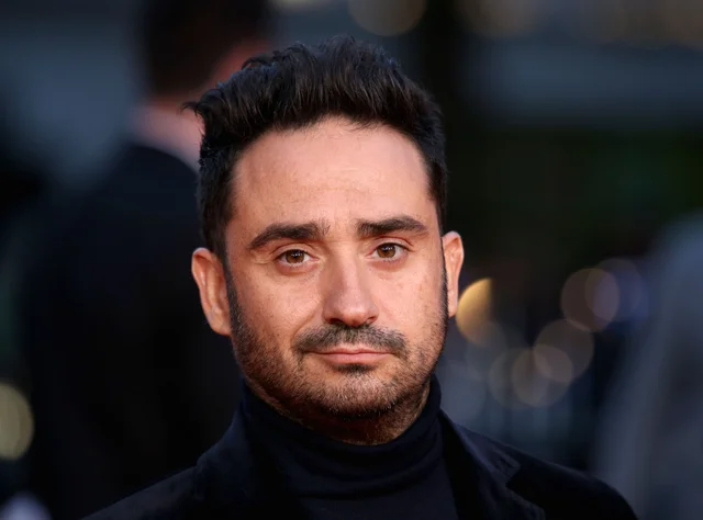 J. A. BAYONA PREPARA UNA PELÍCULA SOBRE EL FINAL DE ETA