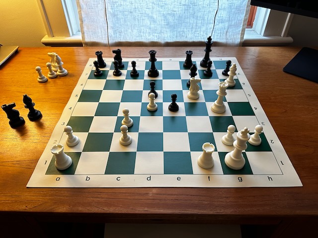 Tournament chess board