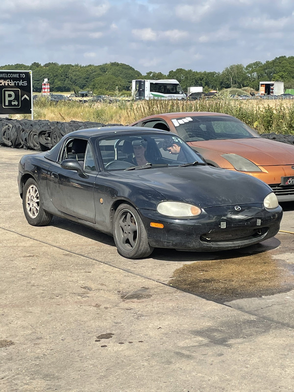 76C1E914-51C0-42D0-B60A-A92914B67821