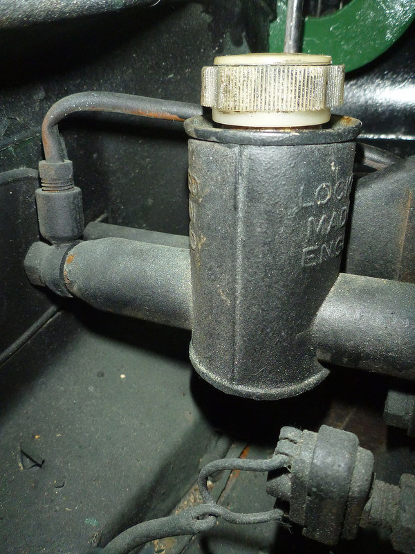 That clutch bleeding problem. MGB & GT Forum The MG Experience