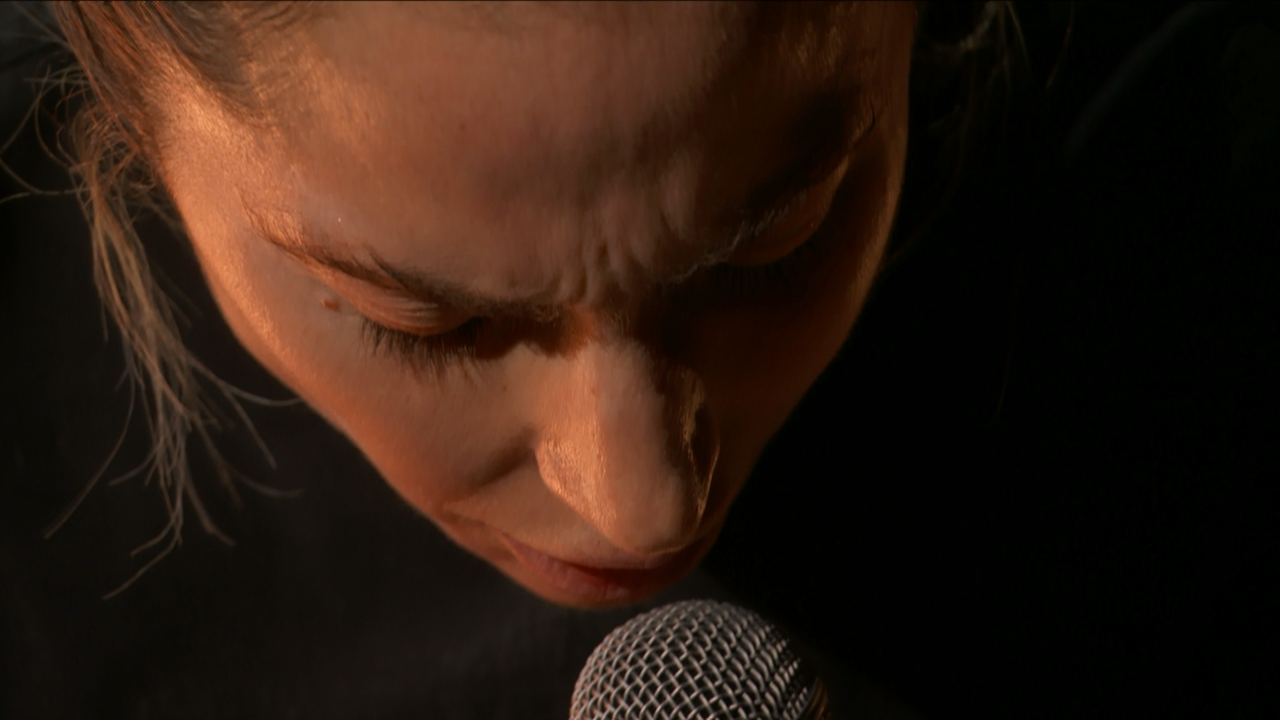 Lady Gaga - Hold My Hand from Top Gun.Maverick,95th Academy Awards,March 12, 2023.ts_20230313_094050