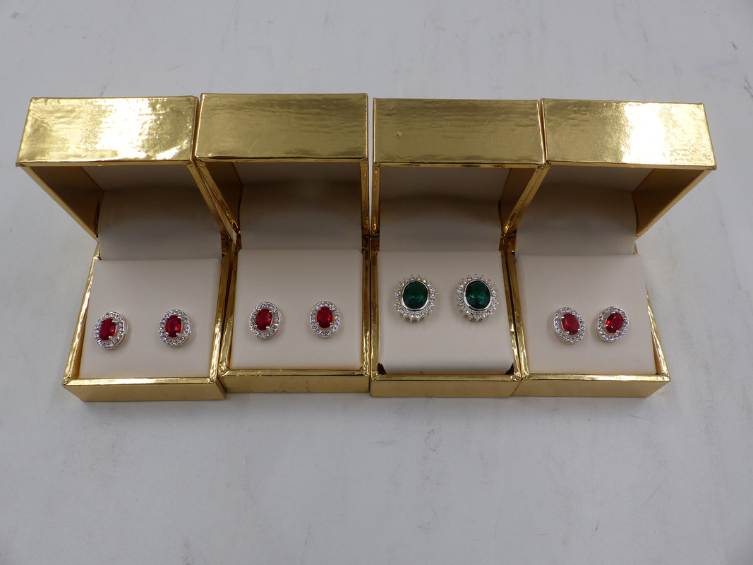 LOT OF 4 WOMENS EARRINGS 3 RED W SILVER DETAIL AND 1 GREEN W SILVER DETAIL
