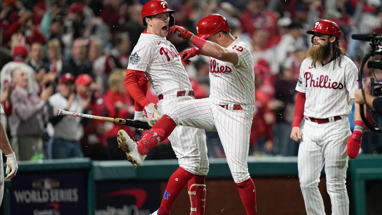 Phillies de Filadelfia aplastan 7-0 a los Astros con cinco imparables
