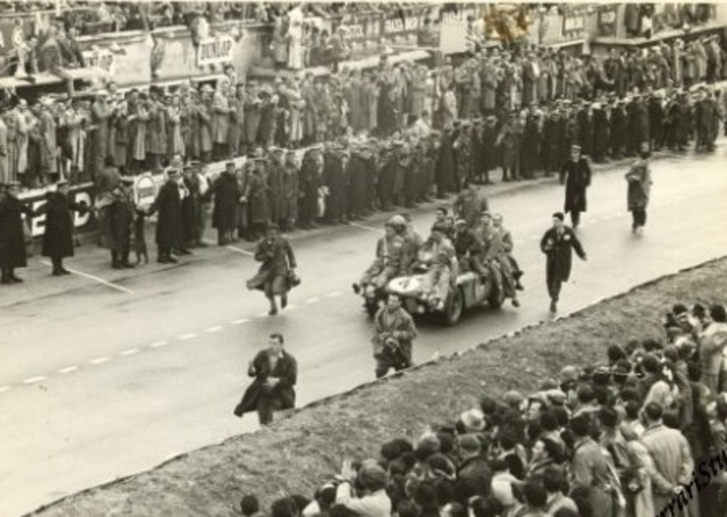 0396am_ferrari_375_plus_le_mans_1954_trintignant