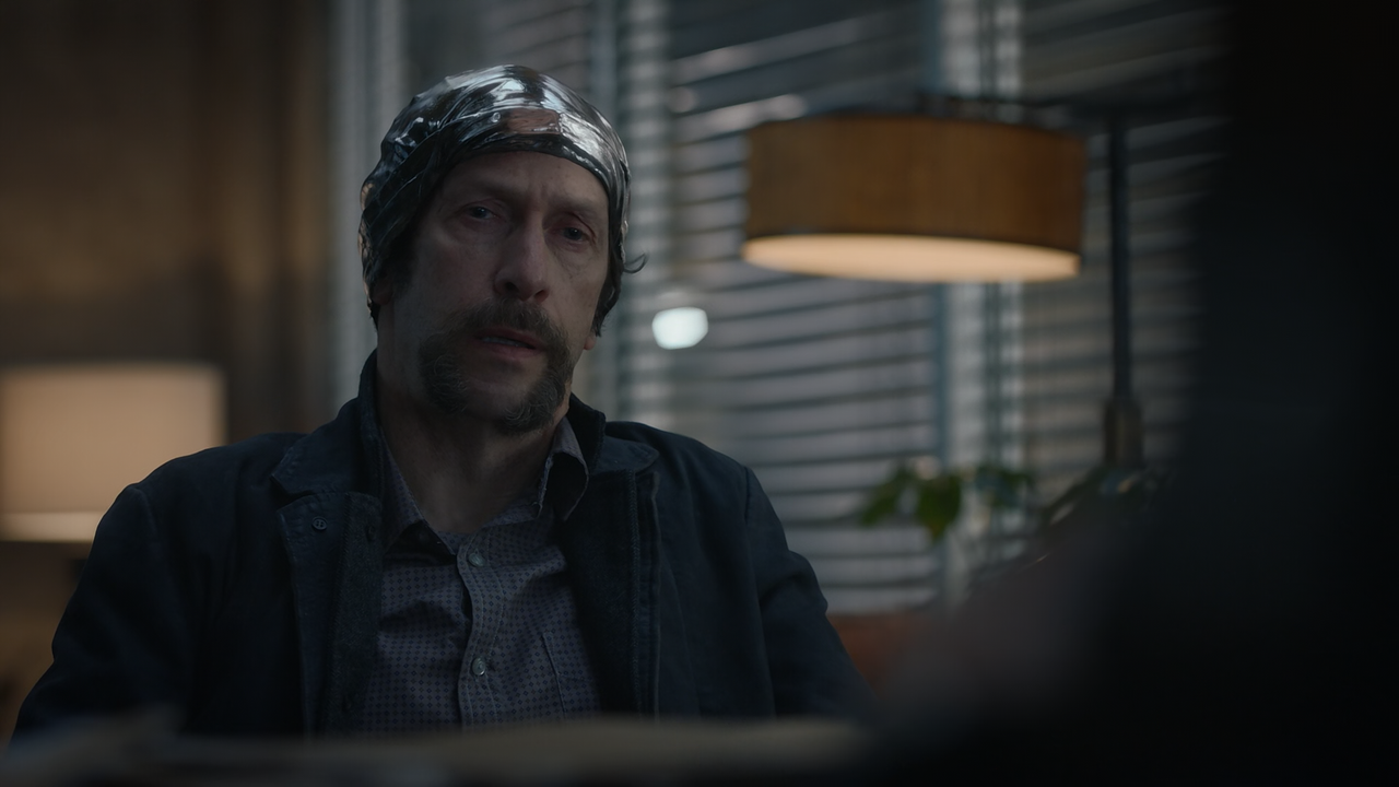 Watchmen.S01E05.Little.Fear.of.Lightning.1080p.10bit.BluRay.AAC5.1.HEVC-Vyndros.mkv_snapshot_13.22_[