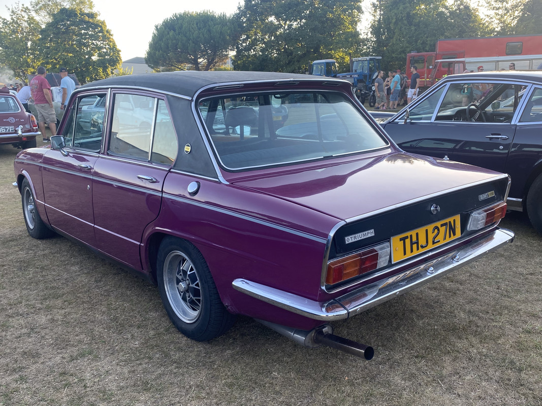 3D00208B-9725-4C85-8AB2-98403A412683