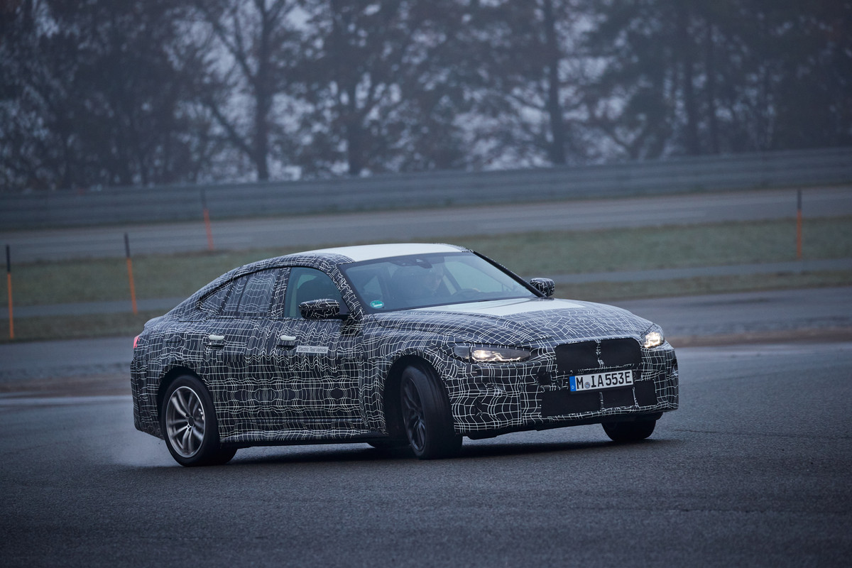 P90412292_highRes_bmw-i4-prototype-fin