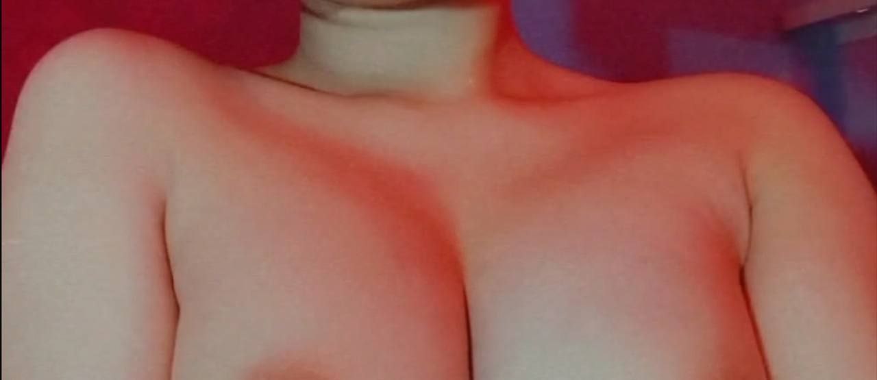 photo_6206300130555051975_y