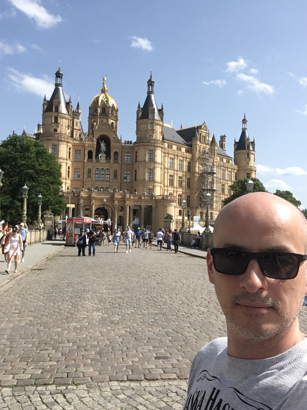 BF7A68DF-3AA5-45F2-A26A-933B5D823AE5