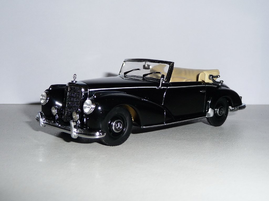 MB 300S w188 - Minichamps  (1)