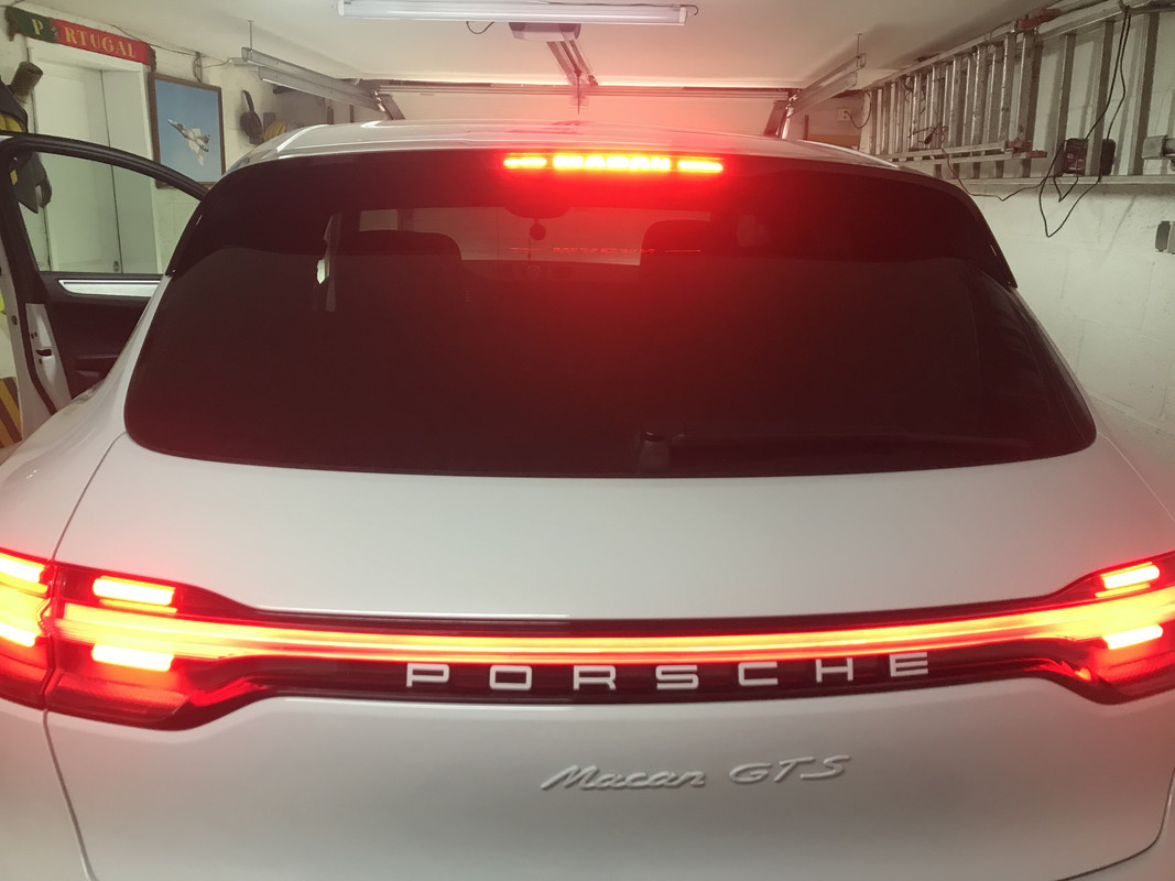 9316891D-7D21-4712-904A-C94F29F14F5F