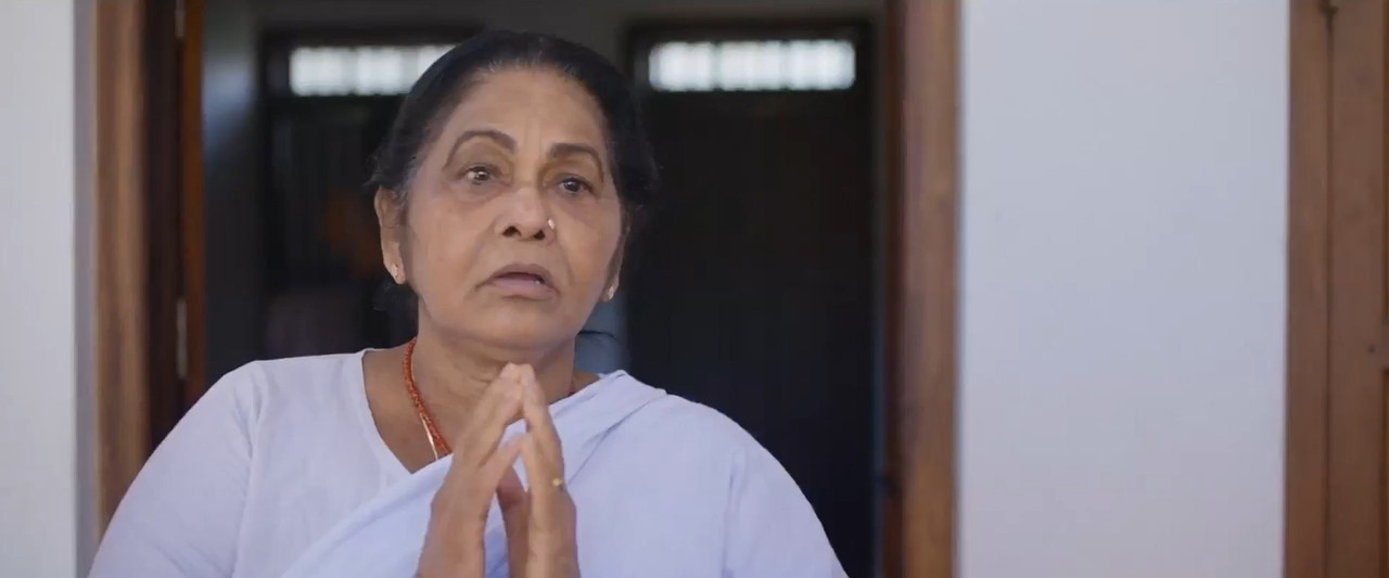 Maamanithan 2022 WebRip [Tamil] 480p 720p ESub Screenshot