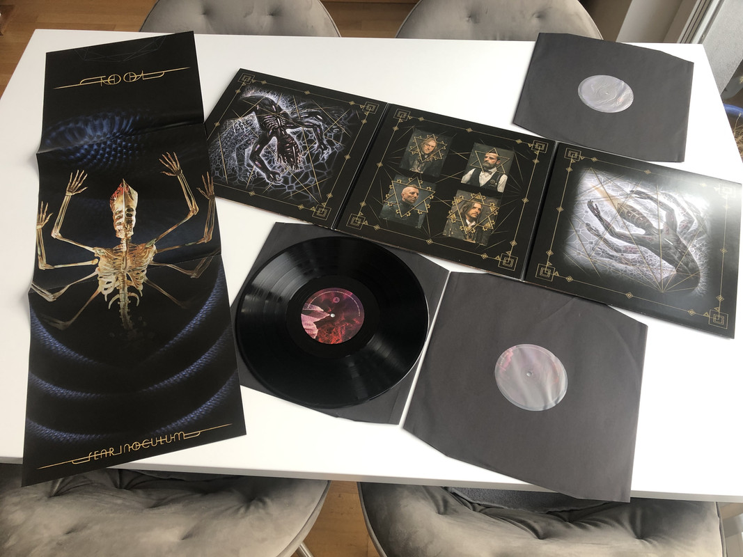 D9AEE909-4A10-4370-AE09-58B7F6C7C551