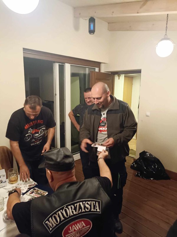 7bd8459a-6560-44eb-abf8-992230354d74