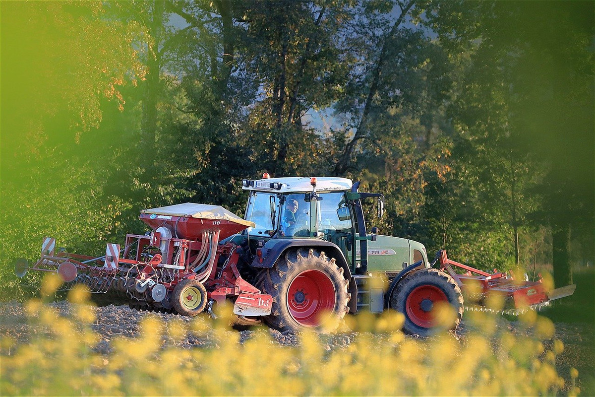 tractor de vanzare second hand