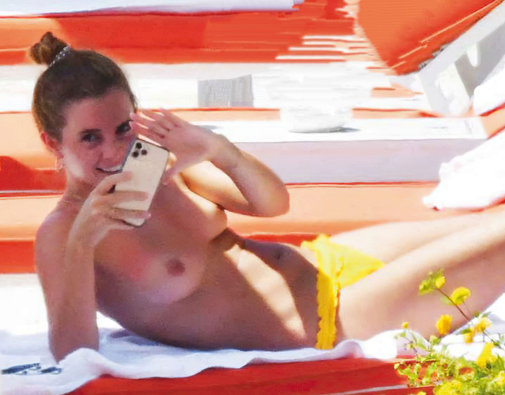 [Image: emma-watson-Nude-fappenings-com-1008e48d800d3bd01.jpg]
