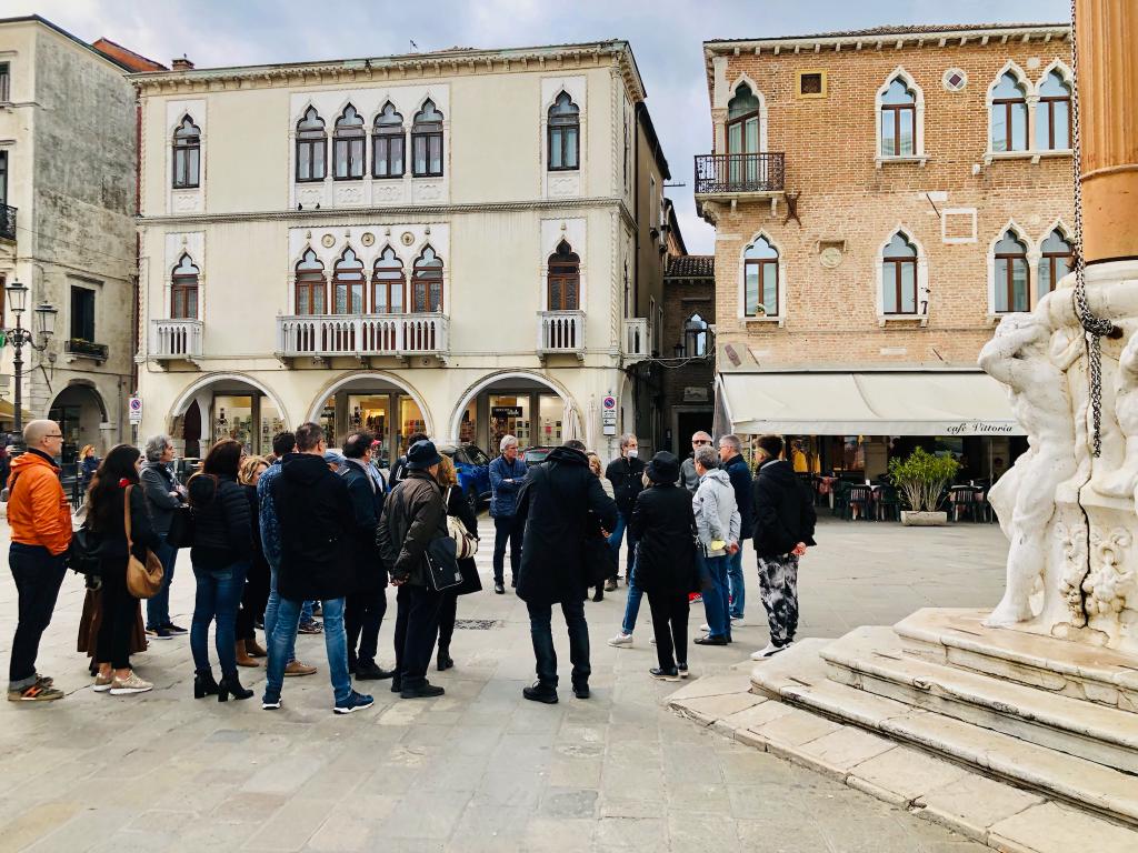 ab3fd3c9-fdaa-4d57-9215-7dc0678591eb