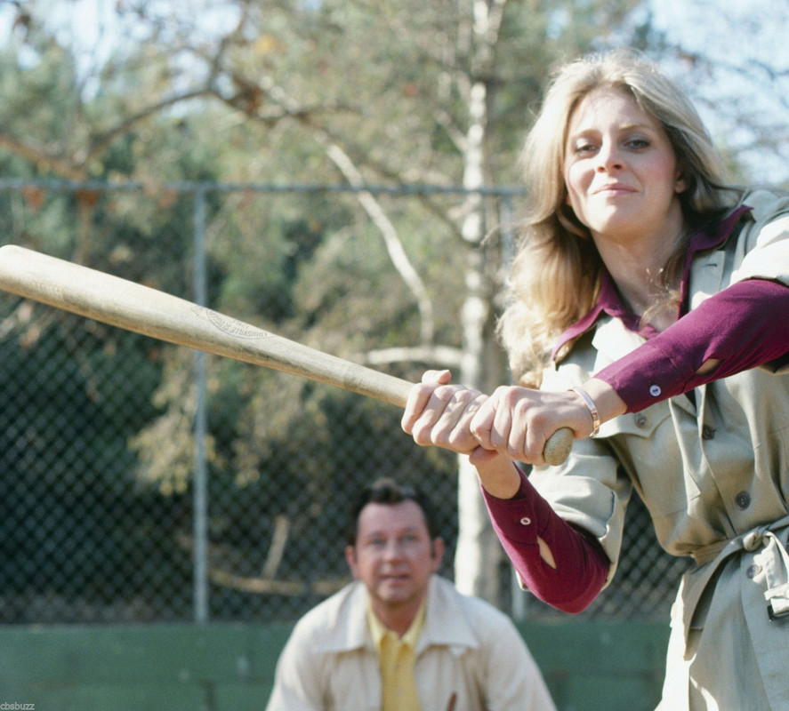 lindsay_wagner_c63