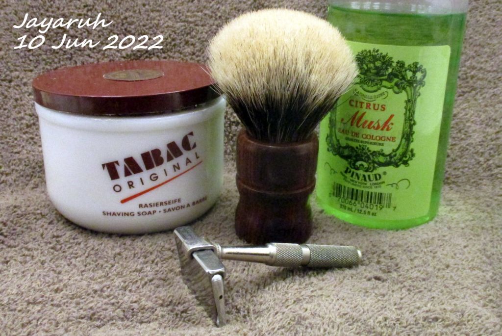 [Image: sos220610.jpg]