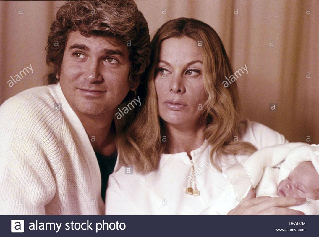  POD Mensal de Maio.a familia do Mike na vida real Mike e Lynn Michael-landon-con-la-esposa-y-la-hija-de-lynn-shawna-leigh-landon-1971-w8730a-credit-image-herm-lew