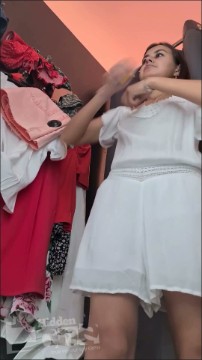 [Image: Voyeur41635132119.jpg]