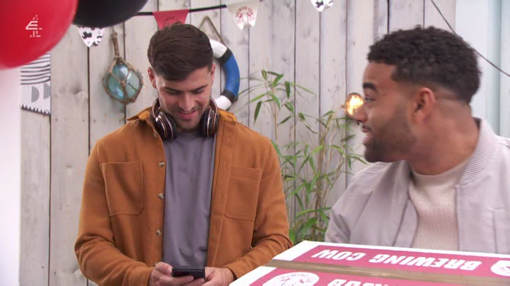 [Image: am6957gkxnwz.png]