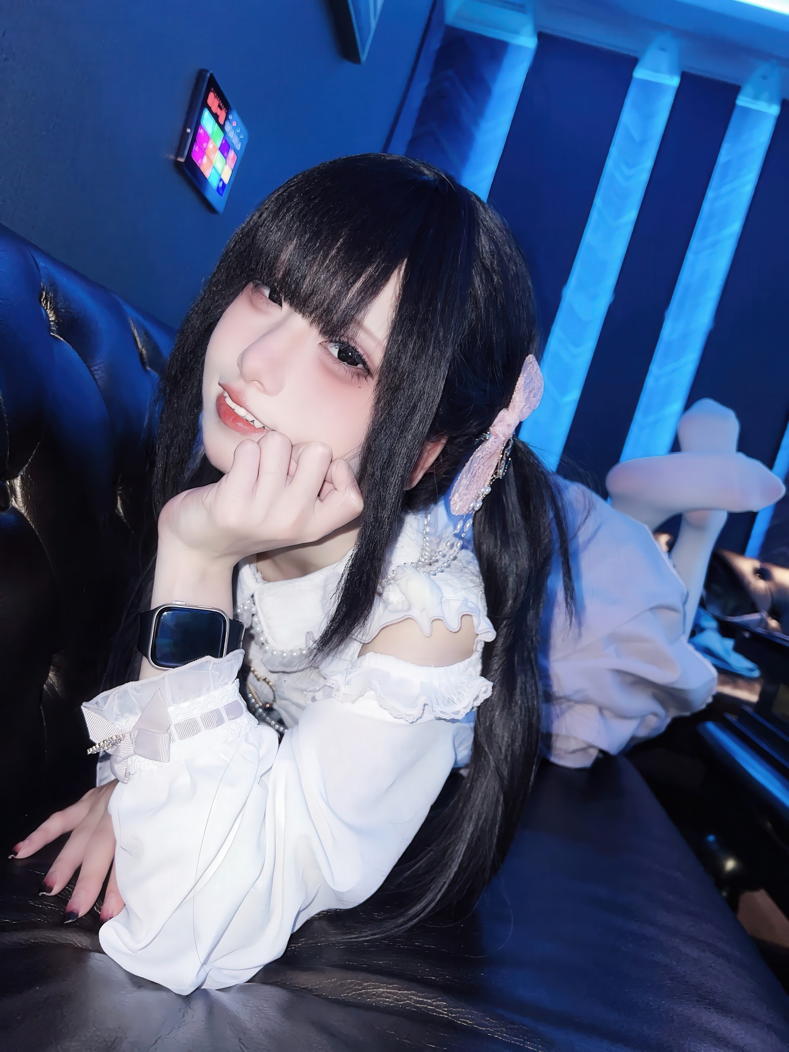 纸悦Etsu_ko《地雷系女子 KTV 约会》主题写真｜氛围感私房套图[44P-438.8M]插图3