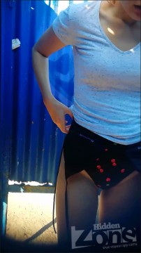 [Image: Voyeur34095152032.jpg]