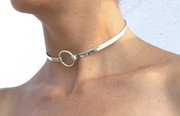 Unremovable silver collar