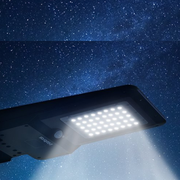 Luminária Solar Intelbras LSI 4800 vista frontal