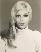 nancy-sinatra-b07