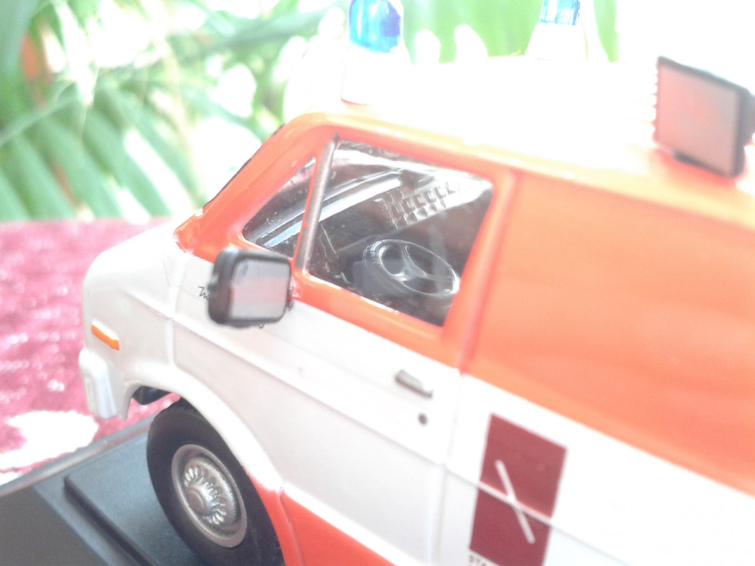 1977 Dodge Serie B Tradesman 300 “Bomberos de Menen – Bélgica” (DelPrado) (12)