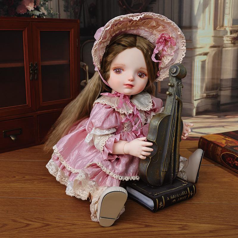 Aimee Doll 6