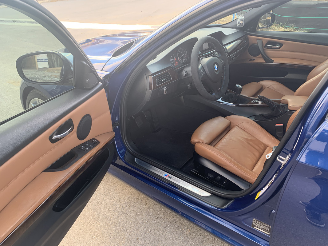 AC25B31A-B987-49B6-AABA-5C6EE5FA961E