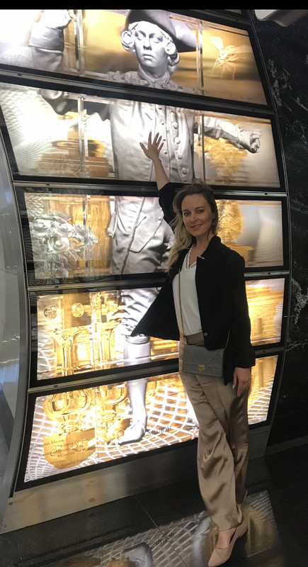 8CD05A44-379F-4F05-A3B2-33D020384121