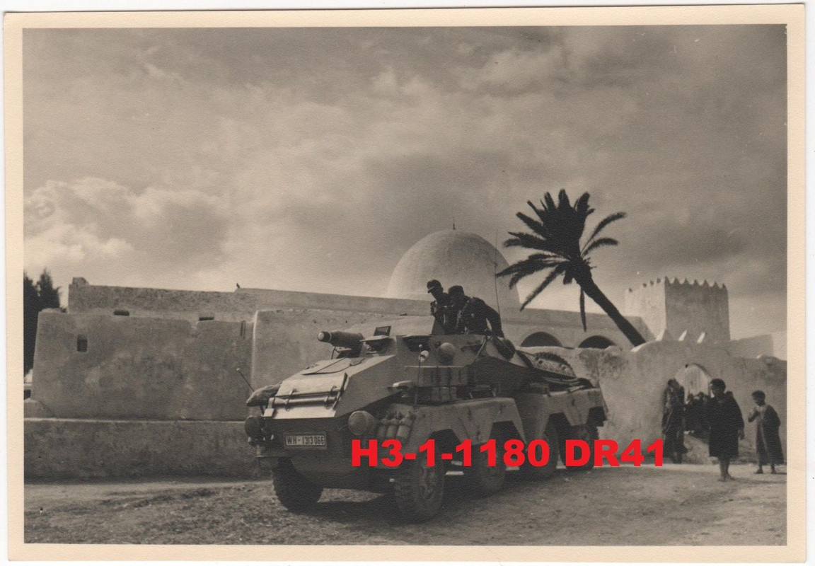 Deutscher Panzerspähwagen achtrad  Afrikakorps 1