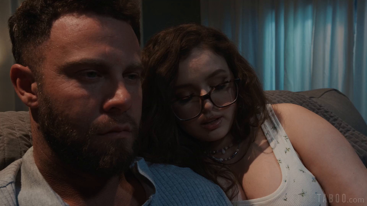 Leana Lovings - The List - PURETABOO.mp4.0004