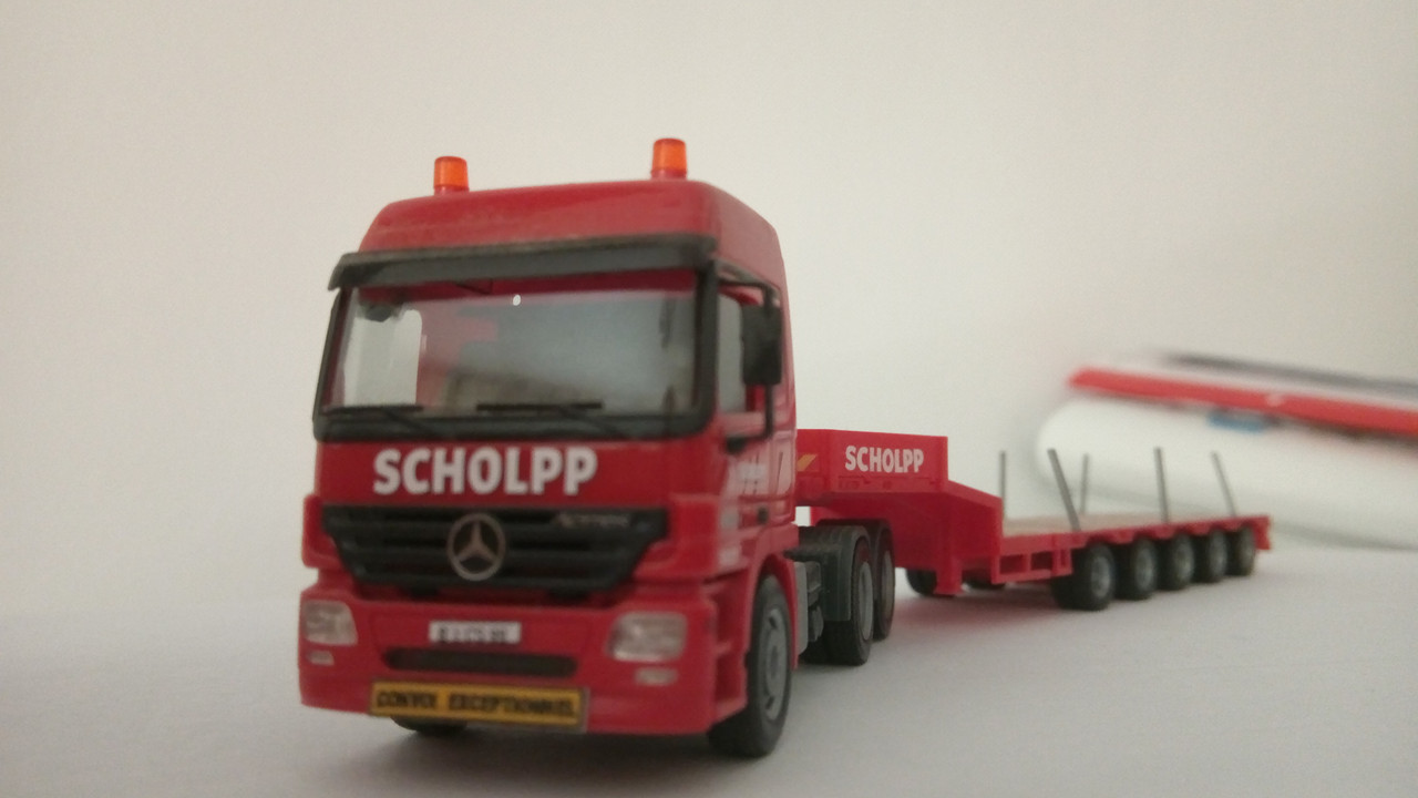 Macht (7689)