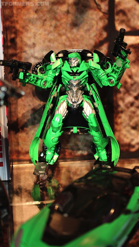 MORE Transformers Showroom Images Trypticon, Tit