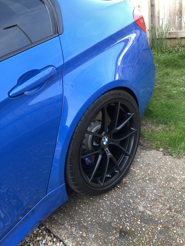 226121E2-E828-476B-A00D-922C06A370AF